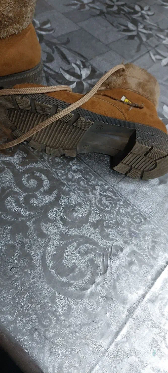 نیم پوت|کیف، کفش، کمربند|نیشابور, شهرک بسیج|دیوار