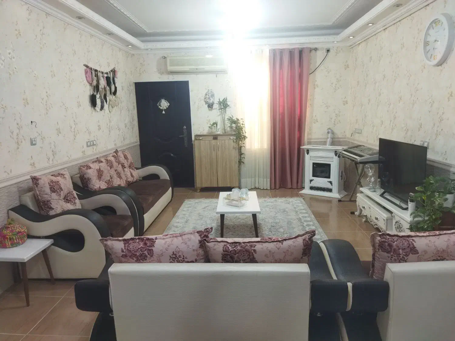 مبل هفت نفره|مبلمان خانگی و میز عسلی|گتاب, |دیوار