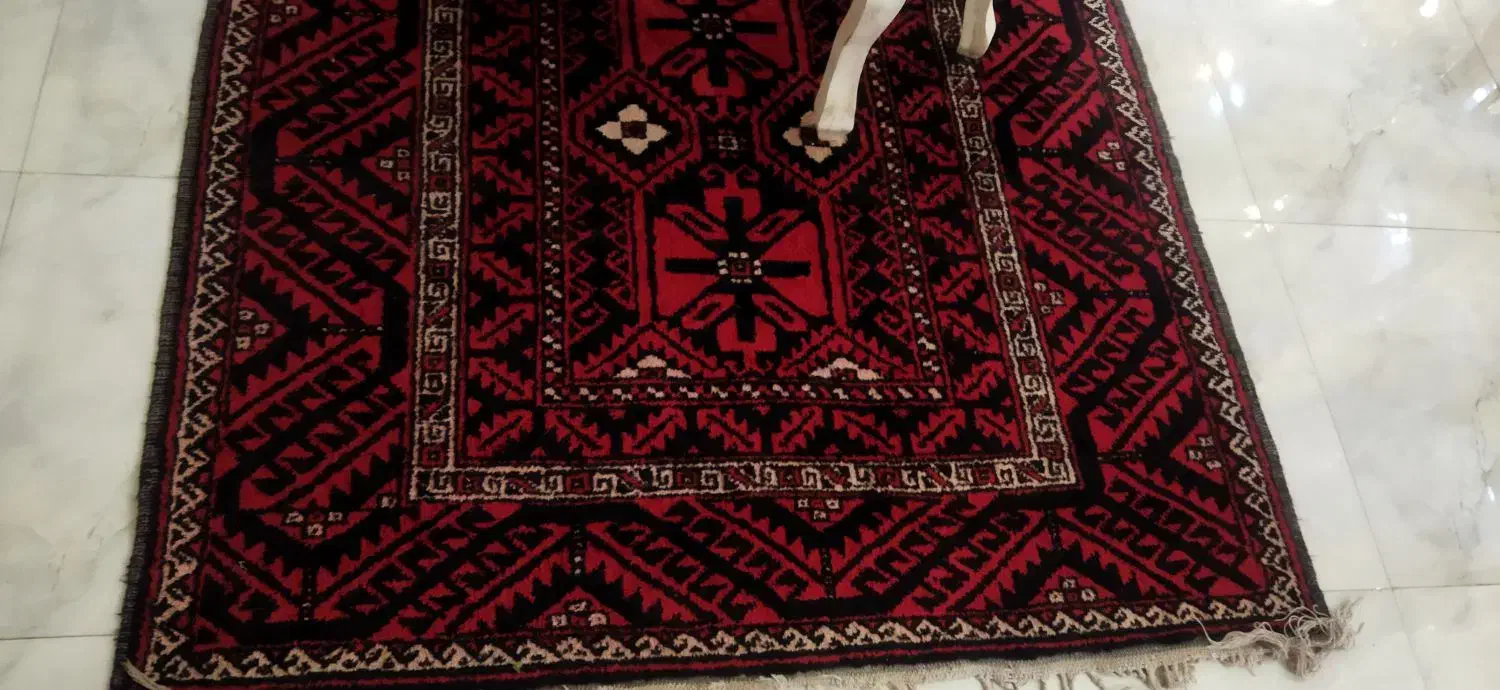 فرش دستبافت|فرش|ورامین, ورامین|دیوار