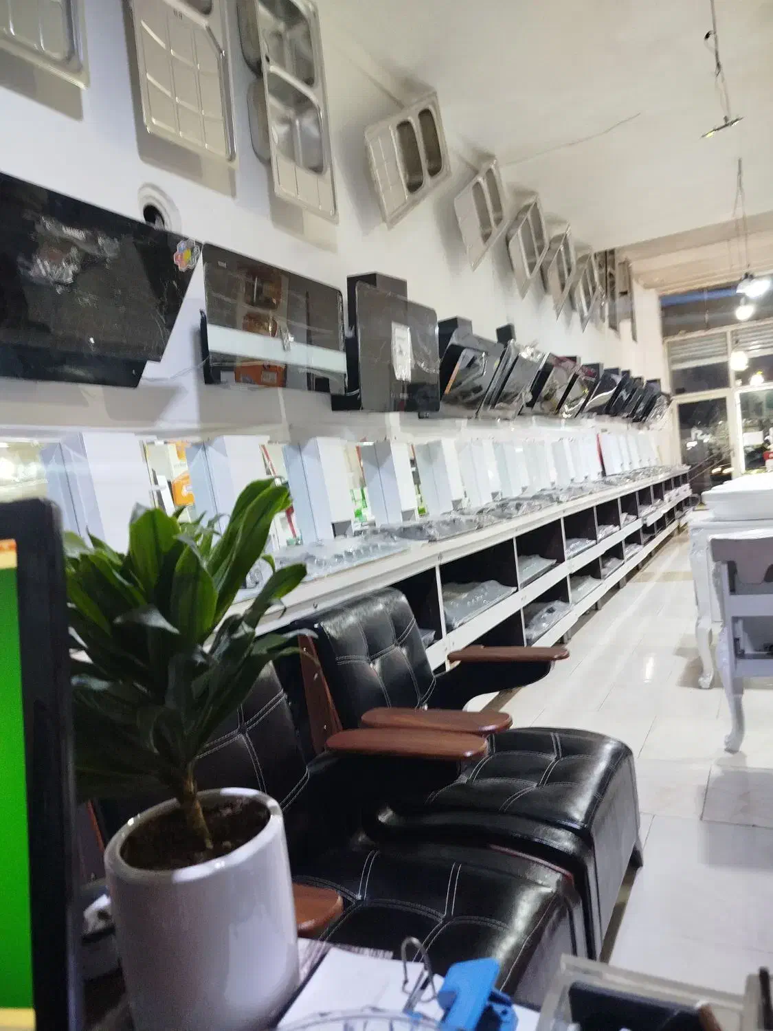 هود|هود|ارومیه, |دیوار