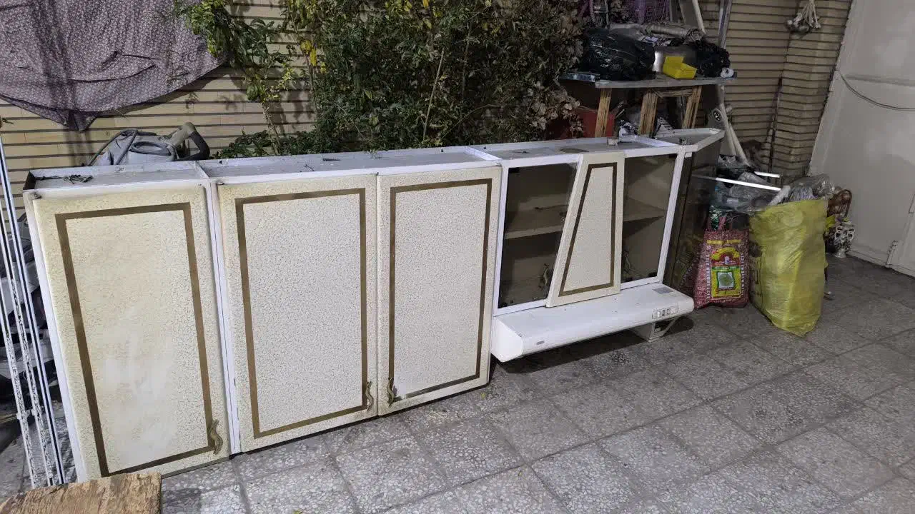 کابینت آهنی|کتابخانه، شلف، قفسههای دیواری|قم, یزدانشهر|دیوار