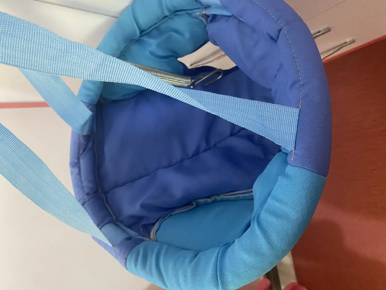 تاب کودک|اسباب‌بازی بچه|ساری, |دیوار