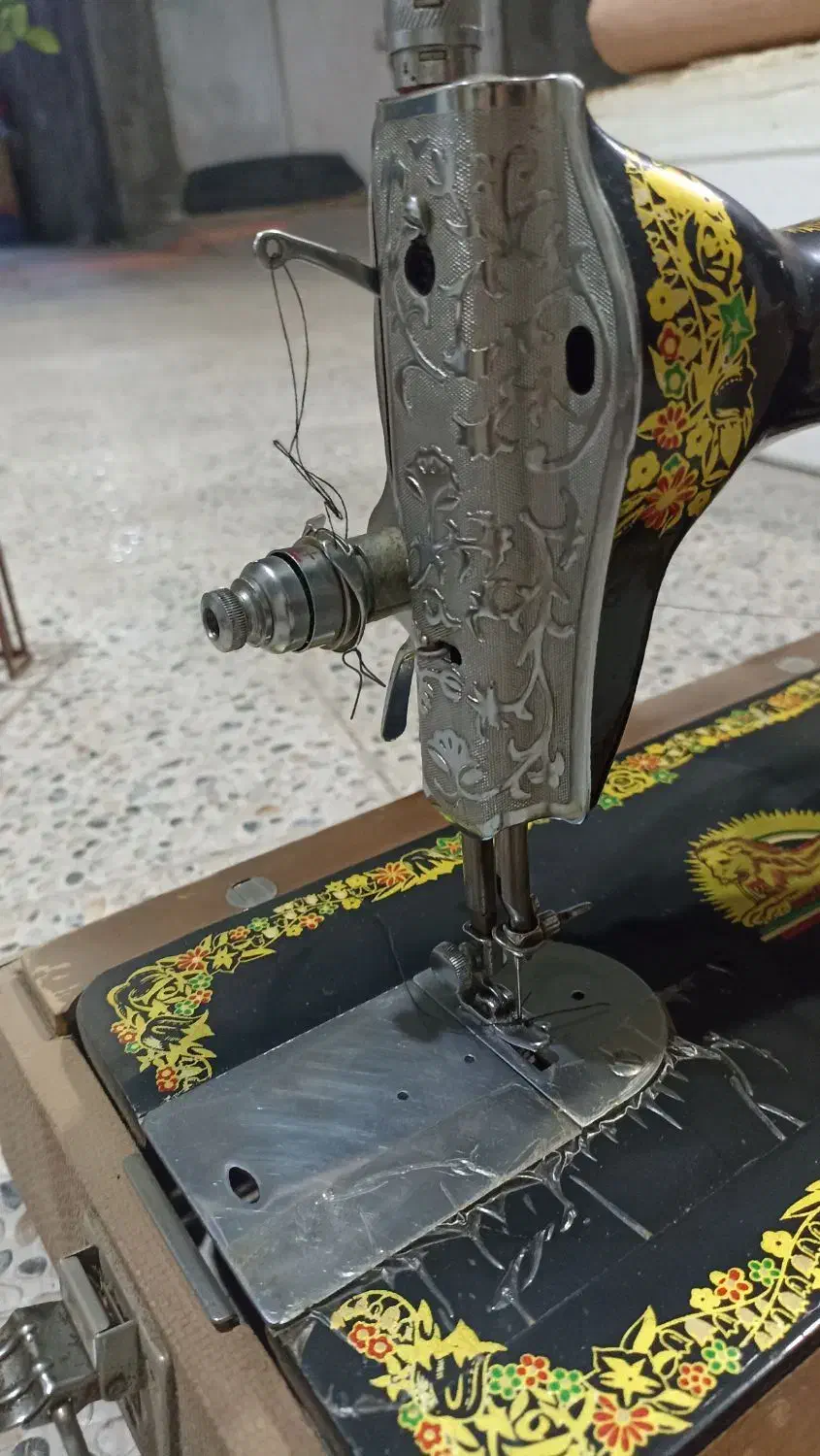 چرخ خیاطی ژانومه|چرخ خیاطی و ریسندگی|رامهرمز, |دیوار