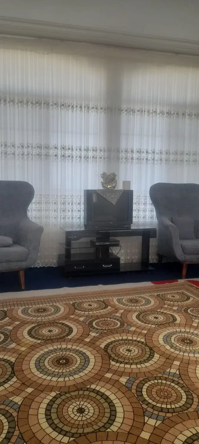 فروش تلویزیون شهاب و دستگاه دیجیتال و میز شیشه ای|تلویزیون و پروژکتور|کهک, |دیوار