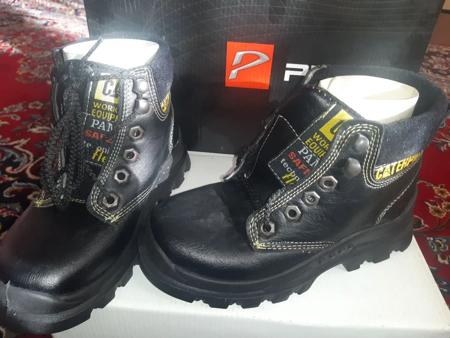 کفش|کیف، کفش، کمربند|همدان, |دیوار