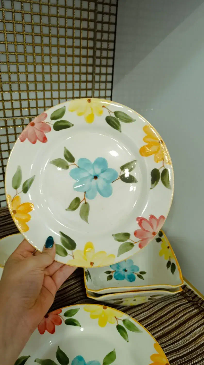 سرویس گلی|ظروف سرو و پذیرایی|باغستان, |دیوار