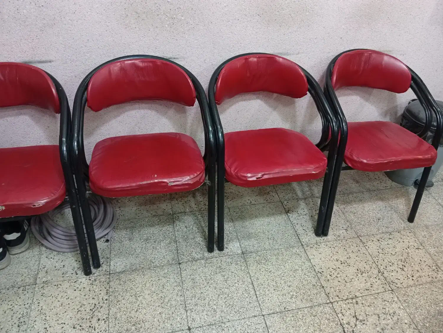 دکور آرایشگاه|آرایشگاه و سالن‌های زیبایی|زنجان, |دیوار