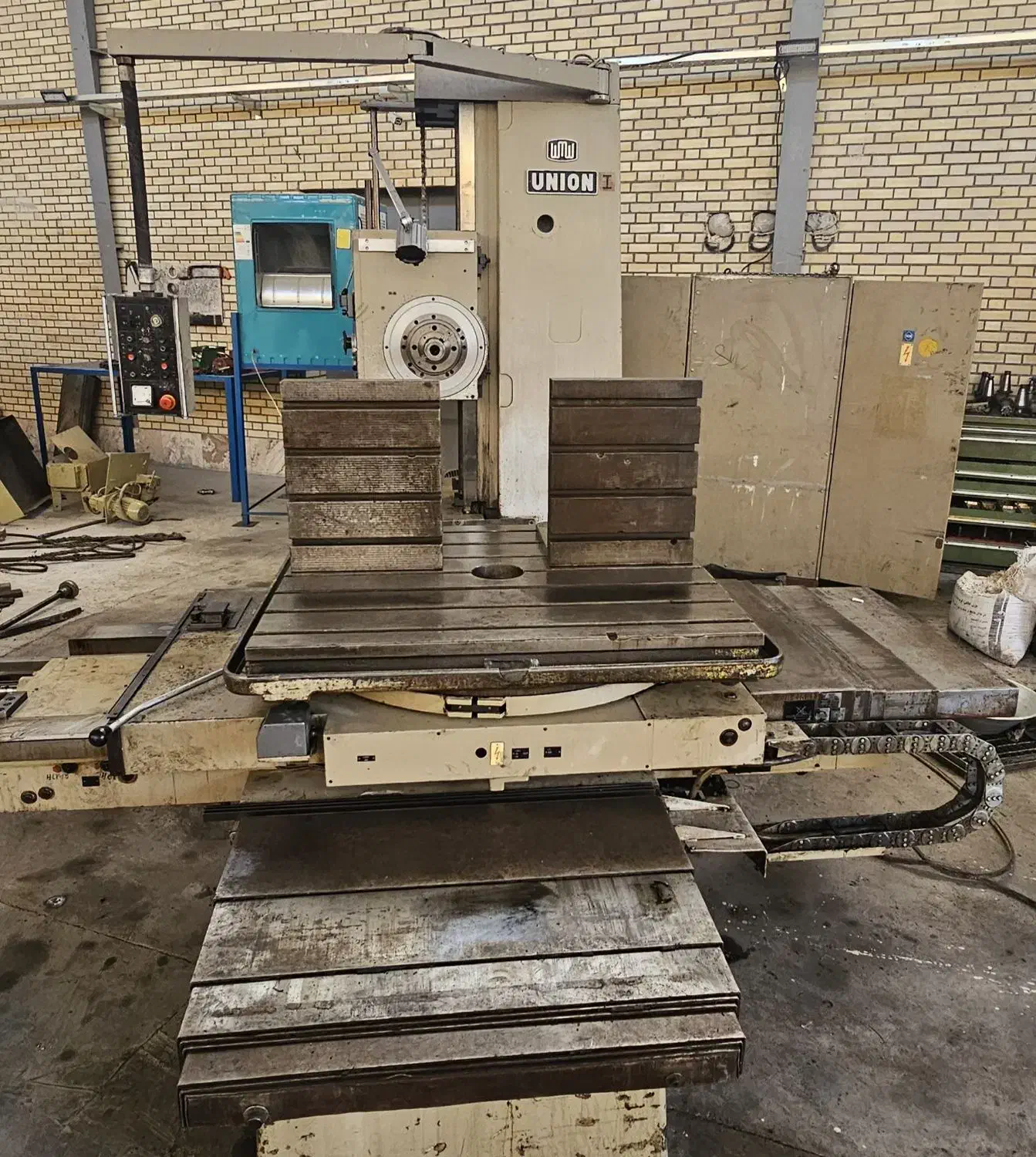 بورینگ ۹۰ منوال  تراش فرز CNC پرس کاروسل|ماشین‌آلات صنعتی|اصفهان, شهرک صنعتی امیرکبیر (شاپور جدید)|دیوار