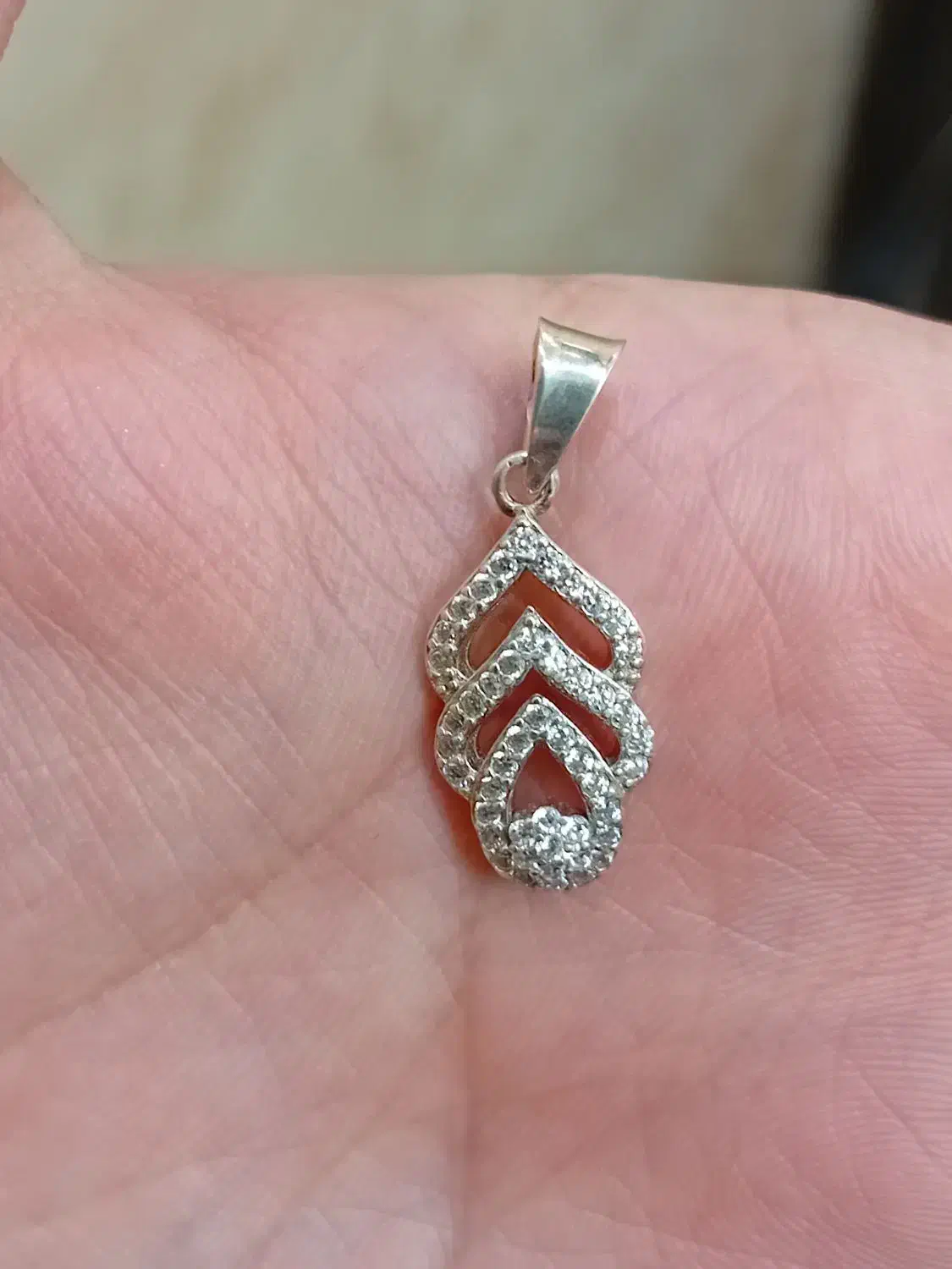 آویز ظریف نقره دخترانه|جواهرات|قم, ارم|دیوار