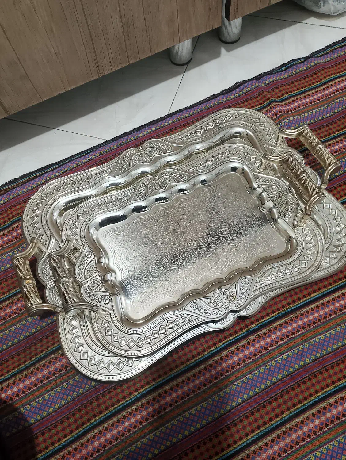 سینی|ظروف سرو و پذیرایی|تهران, نازیآباد|دیوار