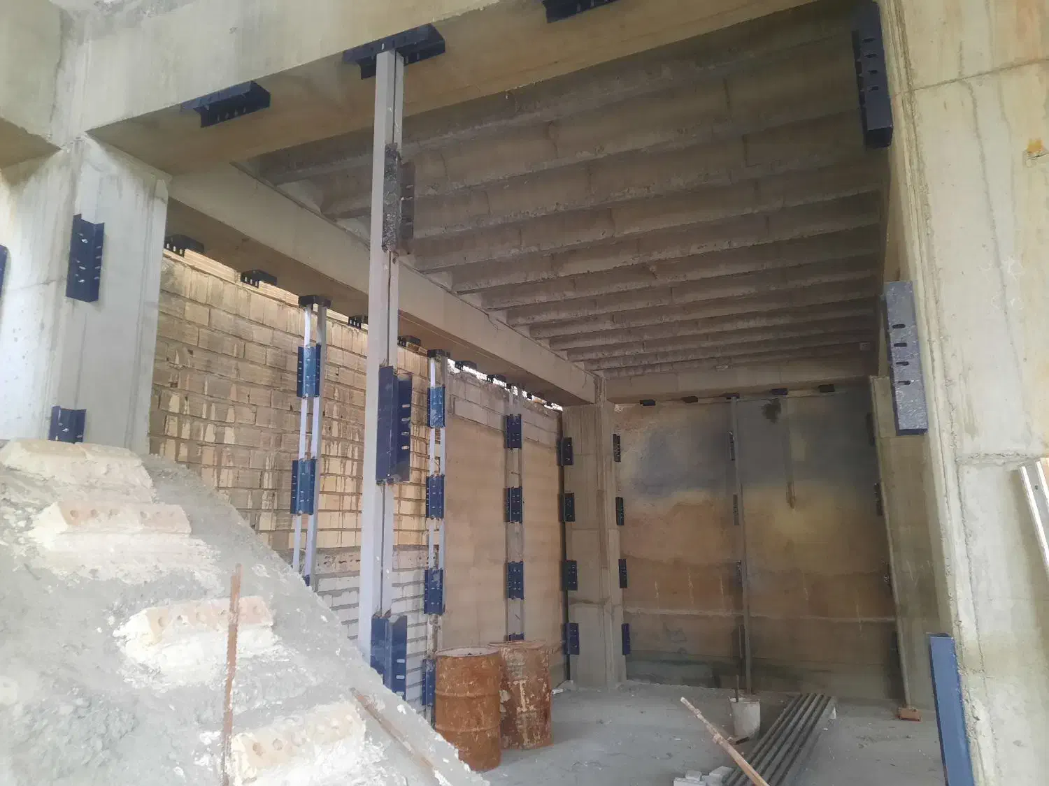 جوشکار .وال پست نورمخفی راویز کاری|خدمات پیشه و مهارت|تبریز, |دیوار