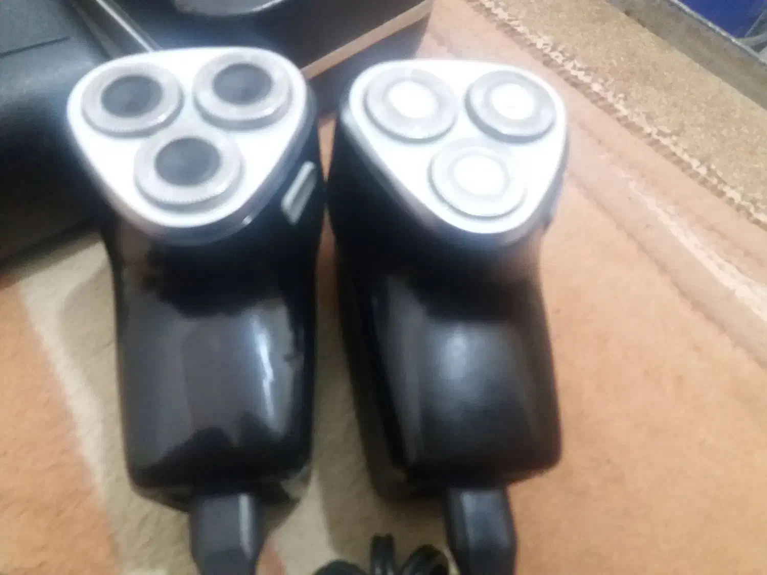 تعداد ۲ عدد سه تیغ روسی کاملا سالم|آرایشی، بهداشتی، درمانی|کبودرآهنگ, |دیوار