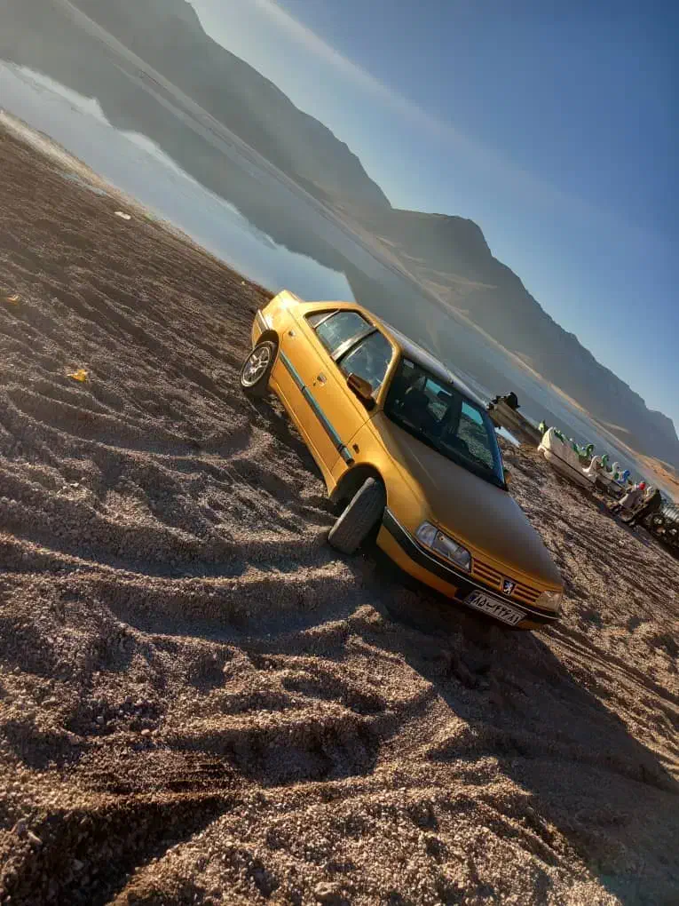 پژو۴۰۵ طلایی|خودرو سواری و وانت|اصفهان, شاهزاده ابراهیم|دیوار