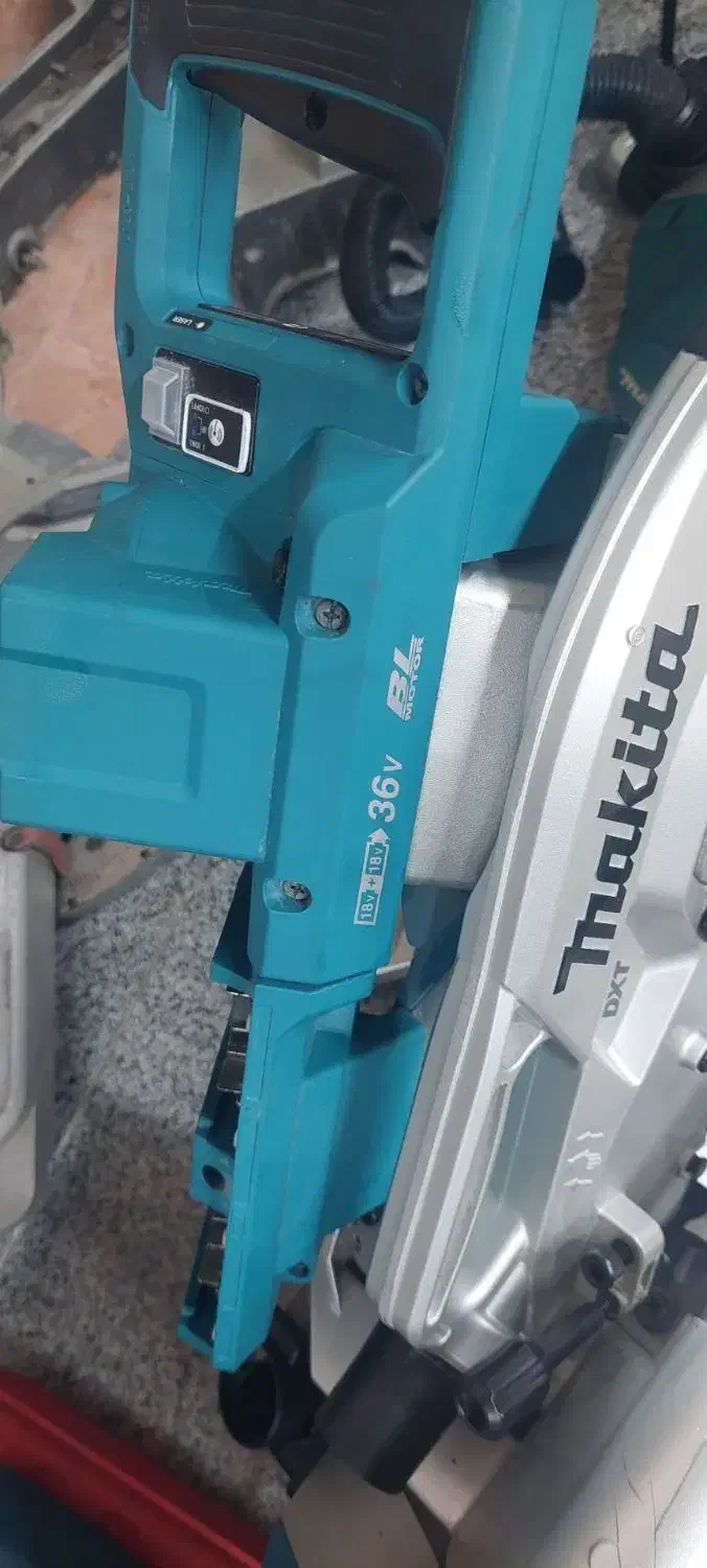 فارسی بر ماکیتا شارژی تیغه۲۵ در حد نو فارسی دو طرف|ابزارآلات|تهران, آرژانتین|دیوار