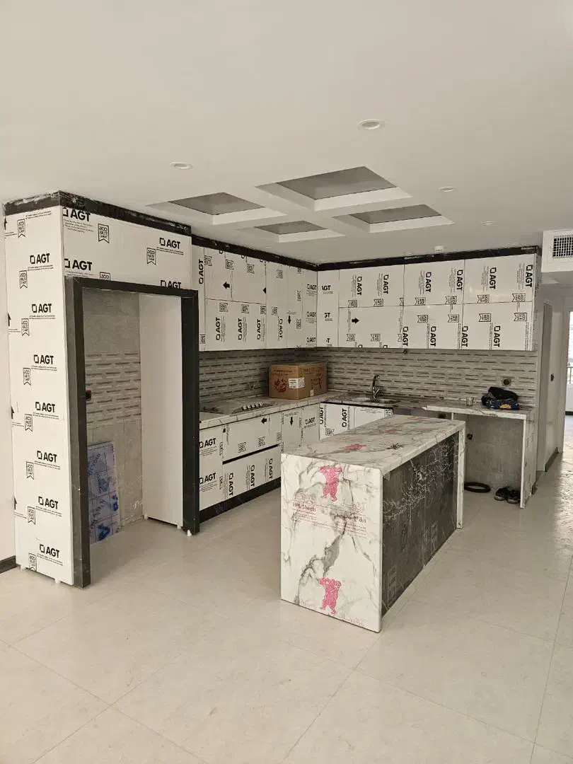 شهرک نفت/۱۲۰ متر/غرق نور/کلید نخورده/تک واحدی