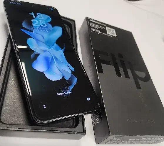 zflip 4|موبایل|تهران, امانیه|دیوار