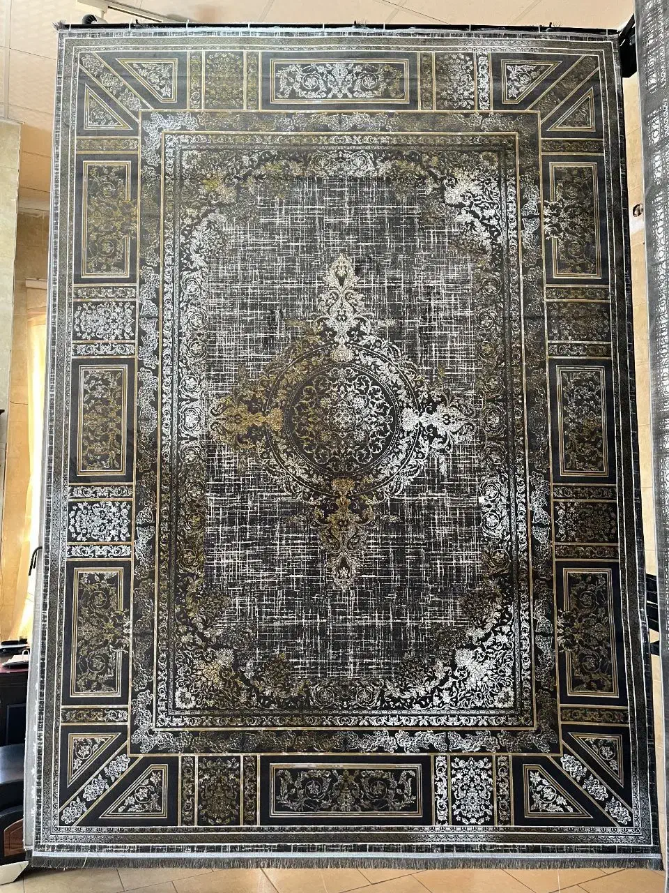 فرش زرین بافت|فرش|تولم شهر, |دیوار