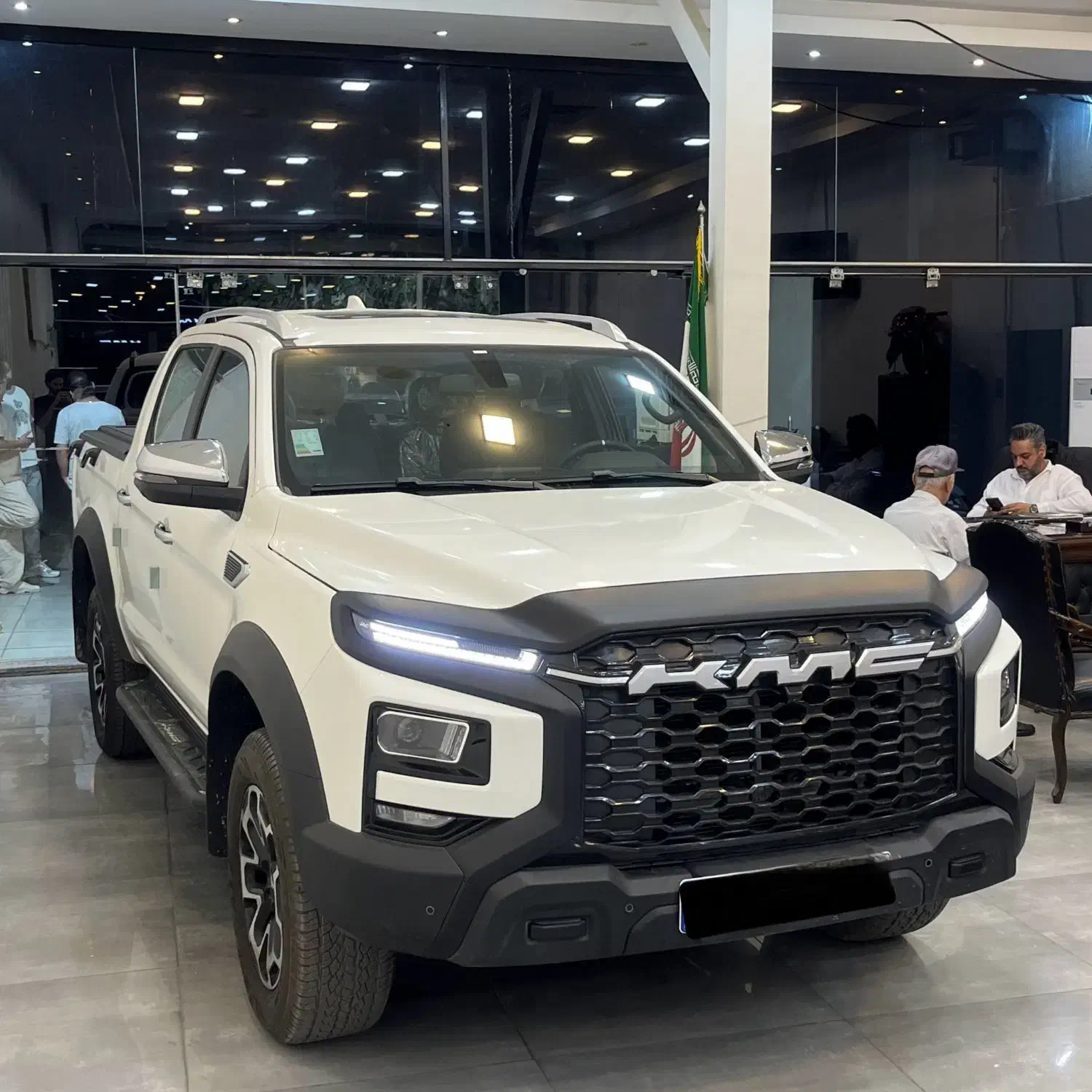 کی ام سی تی۹ مدل ۱۴۰۳ گارانتی فعال نقدی و شرایطی|خودرو سواری و وانت|اصفهان, حسین‌آباد|دیوار