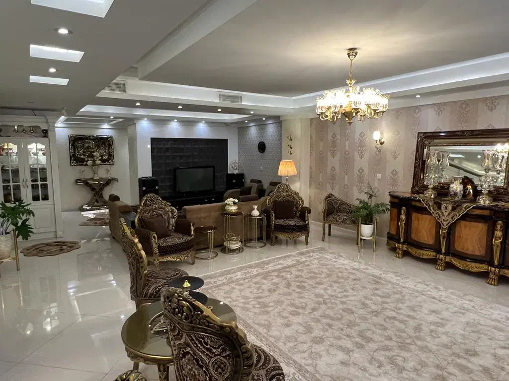 آپارتمان ۱۸۵ متر ۳ خوابه /فایل اختصاصی/۲p سندی