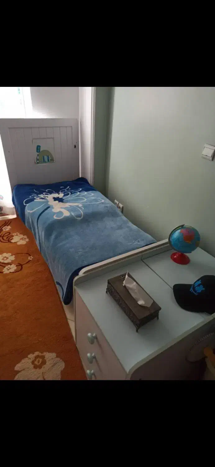 تخت و کمد و ویترین|تخت و سرویس خواب|تهران, شهرک شهید باقری|دیوار