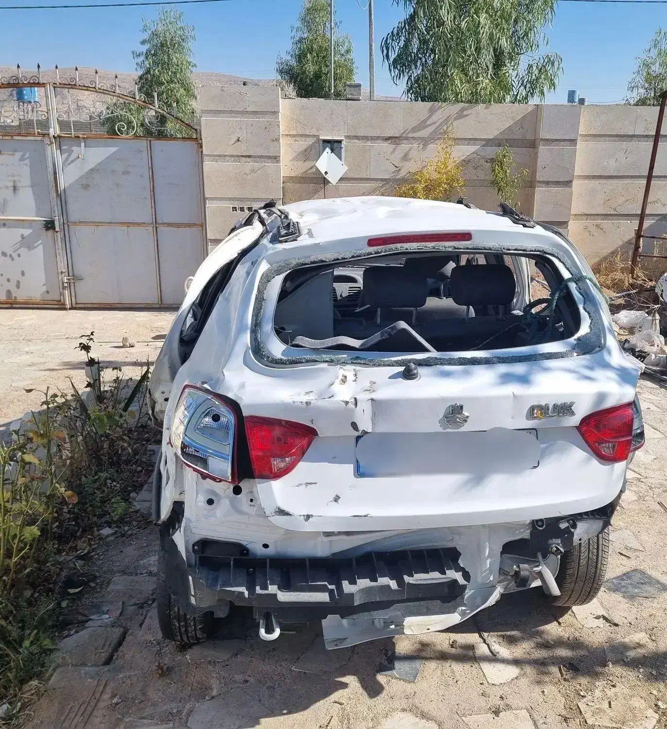 کوئیک تصادفی ۹۸|خودرو سواری و وانت|صدرا-فارس, فاز ۱|دیوار