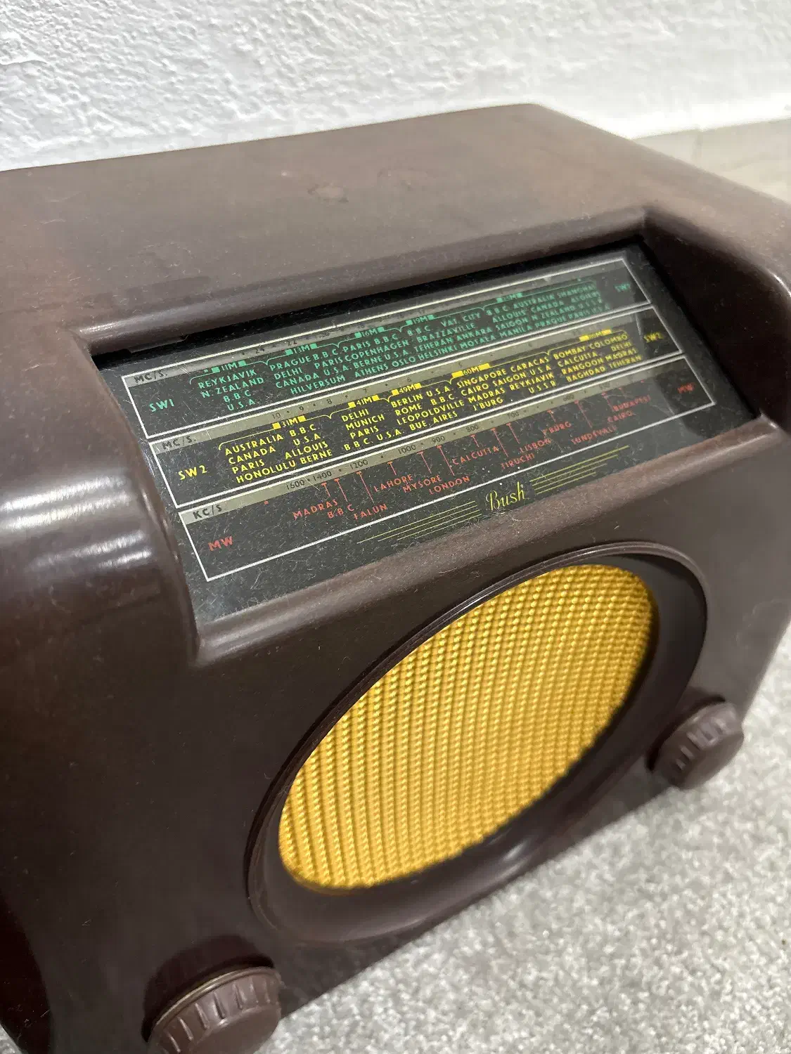 رادیو لامپی گروندیک و رادیو بوش|کلکسیون اشیاء عتیقه|رشت, بازار|دیوار