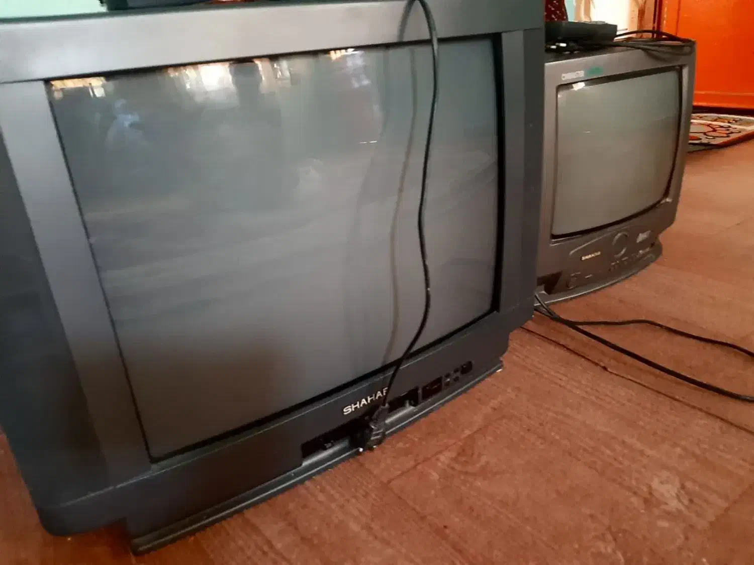 تلویزیون14و21اینچ سالم ودرحدنو|تلویزیون و پروژکتور|بهبهان, |دیوار
