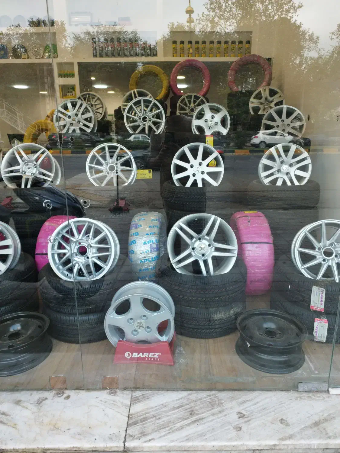 فروش انواع رینگ و لاستیک ایرانی و خارجی|خدمات موتور و ماشین|لاهیجان, گلستان|دیوار