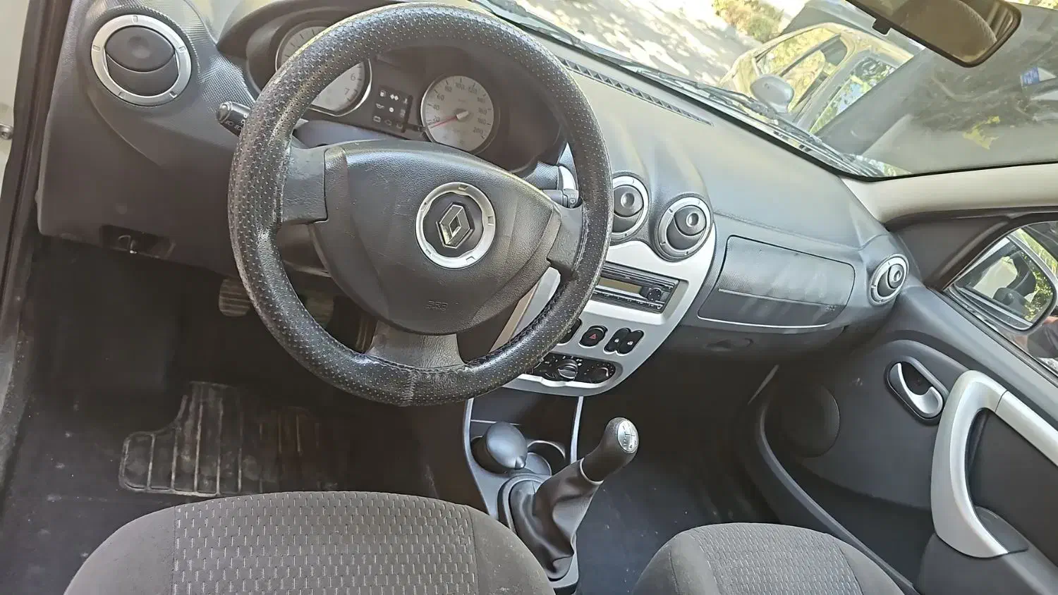 ساندرو استپ وی دنده ای|خودرو سواری و وانت|اصفهان, شیخ اشراق|دیوار