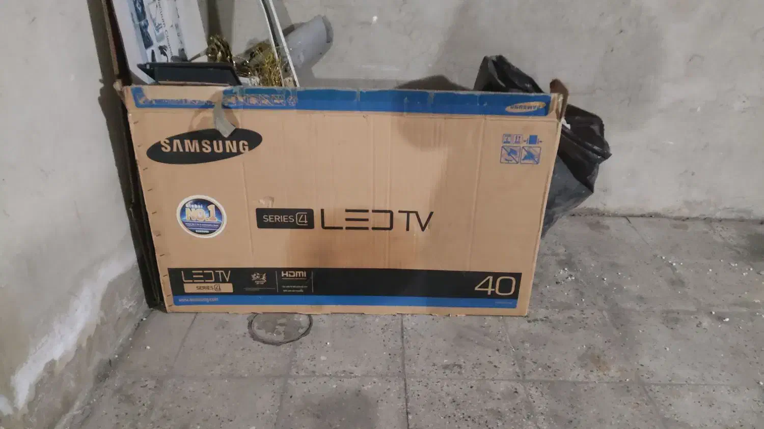 کارتن تلوزیون سامسونگ ۴۰|تلویزیون و پروژکتور|تهران, قیام|دیوار