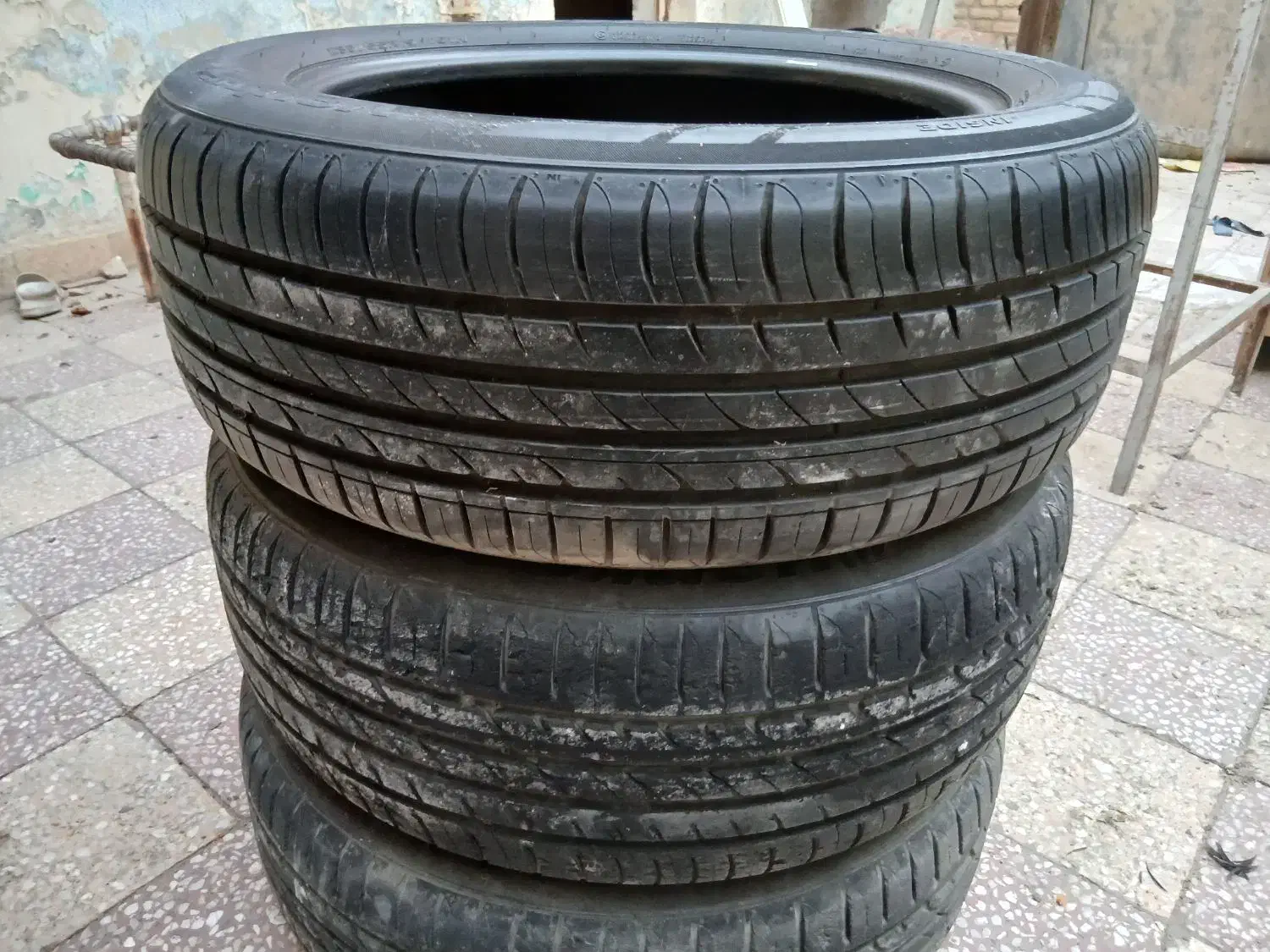 لاستیک  هانکوک سانتافه 235/55R19|قطعات یدکی و لوازم جانبی|اهواز, بیست متری شهرداری|دیوار