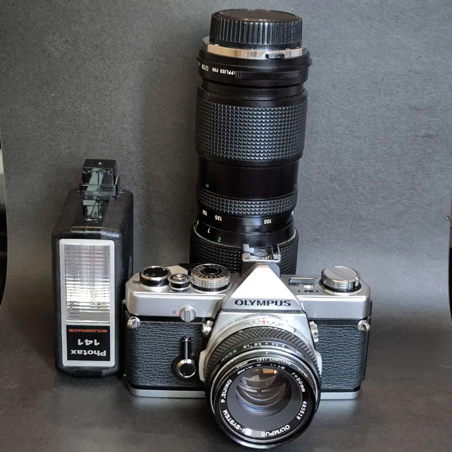 دوربین عکاسی کلکسیونی OLYMPUS OM-1|دوربین عکاسی و فیلم‌برداری|رشت, پارک شهر|دیوار