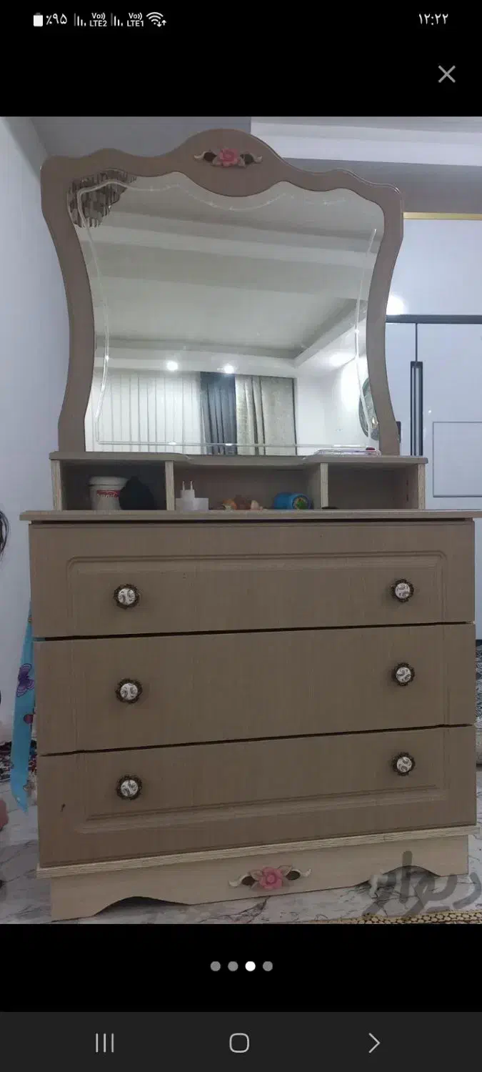 تخت|تخت و سرویس خواب|اسلام‌شهر, شهرک قائمیه|دیوار