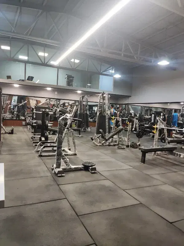 منشی و بوفه دار باشگاه|استخدام اداری و مدیریت|قم, پامنار|دیوار