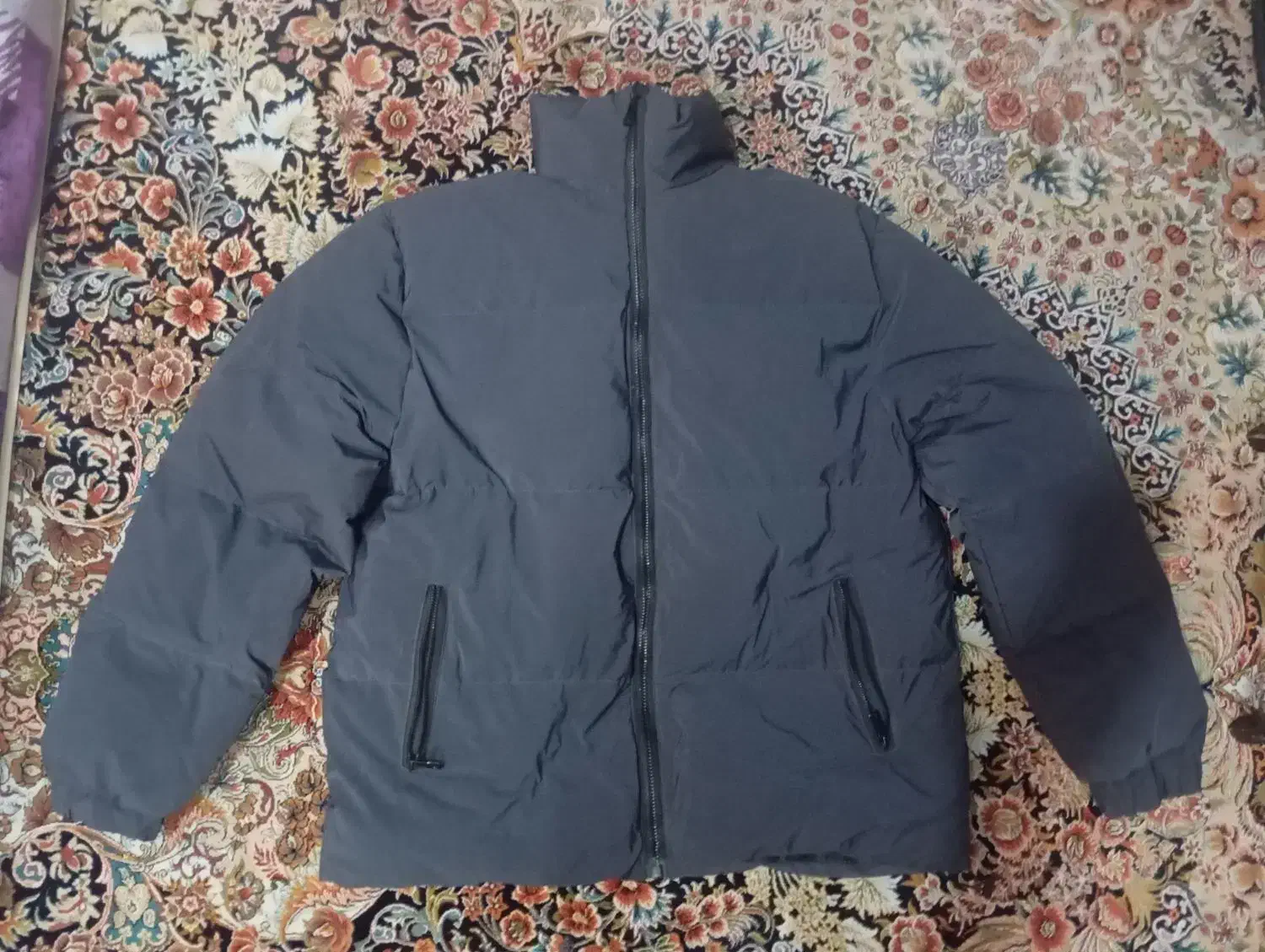 کاپشن|لباس|قرچک, شهرک الحدید|دیوار