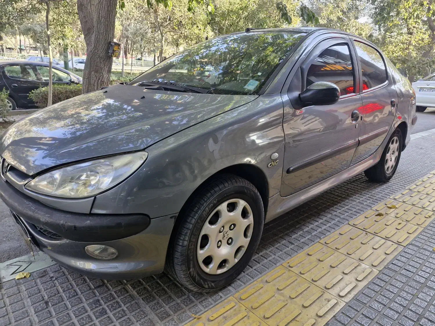 ۲۰۶صندوقدار دوگانه فابریک v10|خودرو سواری و وانت|اصفهان, فروردین|دیوار