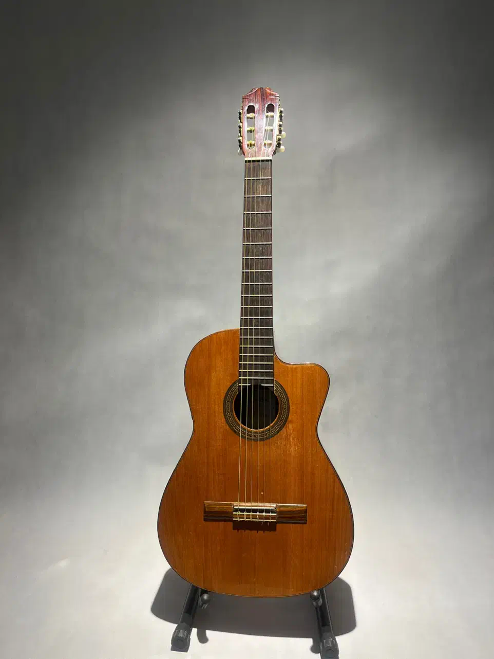 Aria ac35 اسپانیا|گیتار، بیس، امپلیفایر|تهران, جردن|دیوار