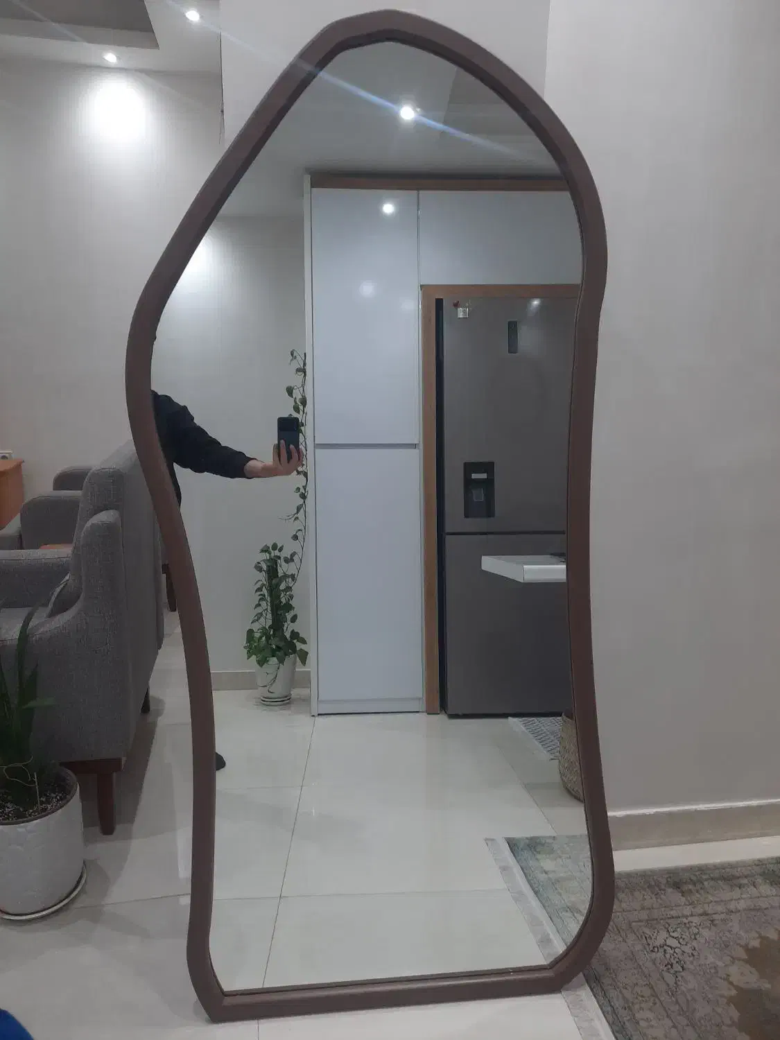 آینه قدی|آینه|رشت, پیرکلاچای|دیوار