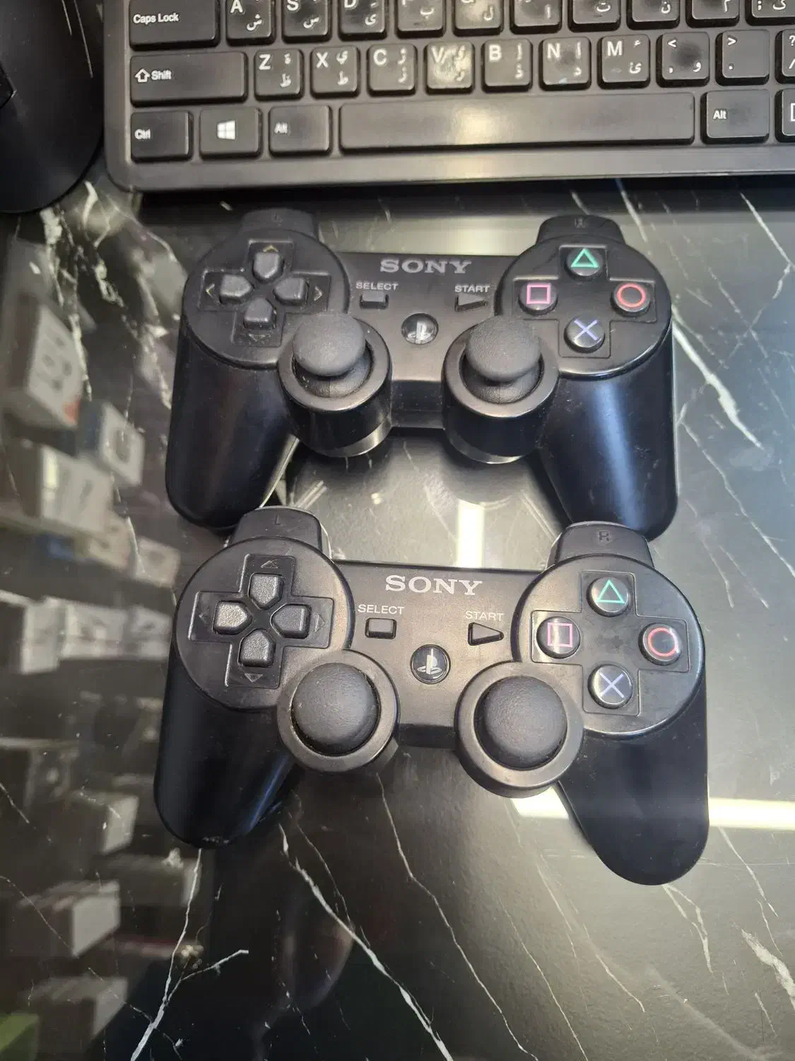 دسته ps4 و ps3|کنسول، بازی ویدئویی و آنلاین|اصفهان, نقش جهان|دیوار