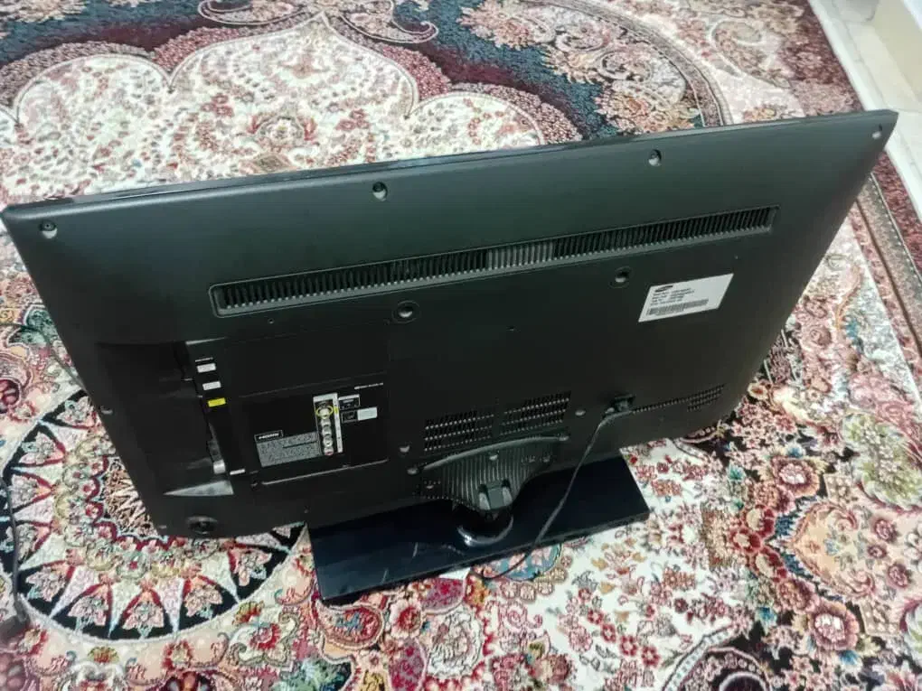 تلویزیون|تلویزیون و پروژکتور|خمام, |دیوار