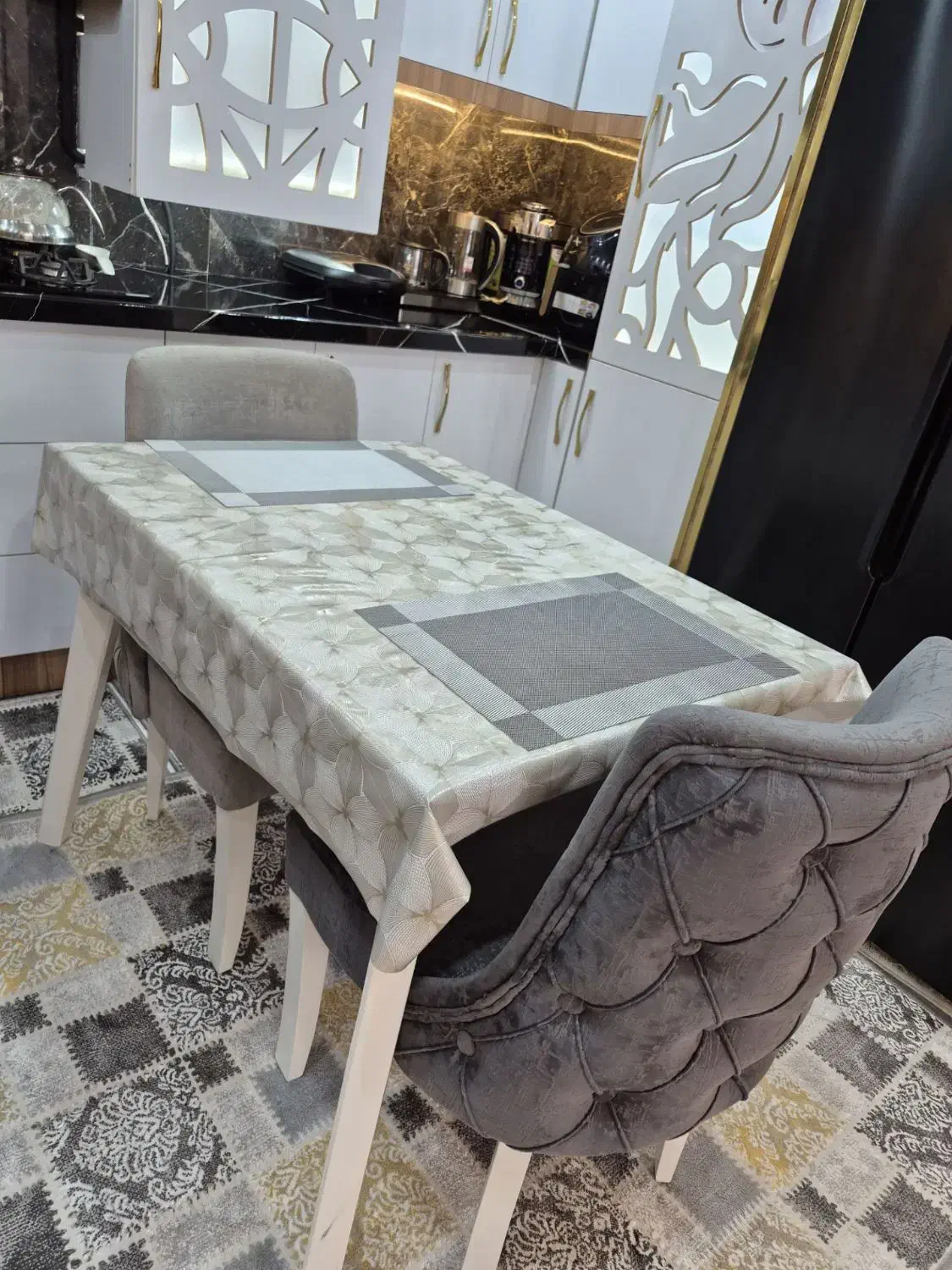 صندلی|میز و صندلی غذاخوری|سهند, |دیوار