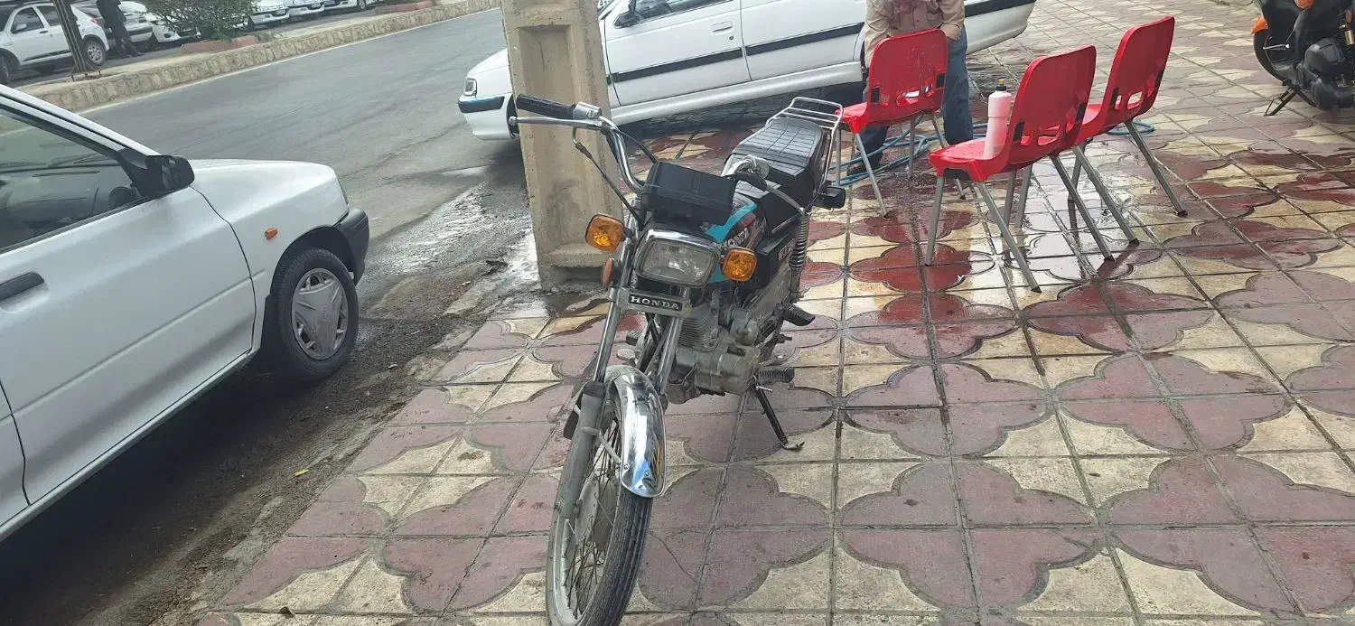 ۱۲۵ استارتی مارک هیرمند|موتورسیکلت|کازرون, |دیوار