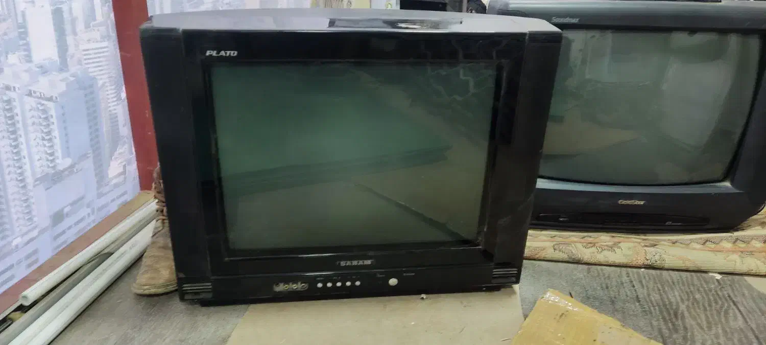 تلویزیون قدیمی|تلویزیون و پروژکتور|سلماس, |دیوار