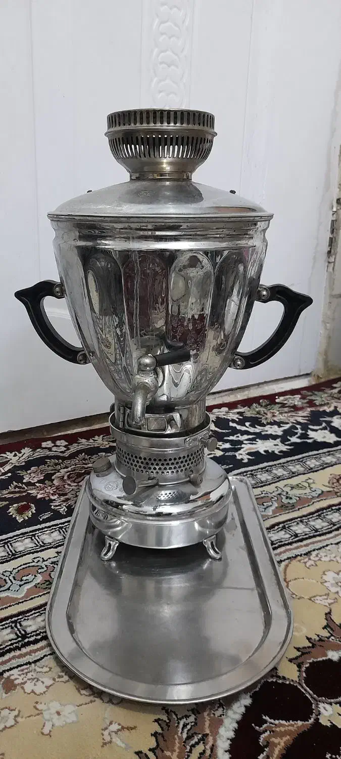 سماور نفتی ۴لیتری  عالی نسب|سماور، چای‌ساز، قهوه‌ساز|تهران, شهید رجایی|دیوار