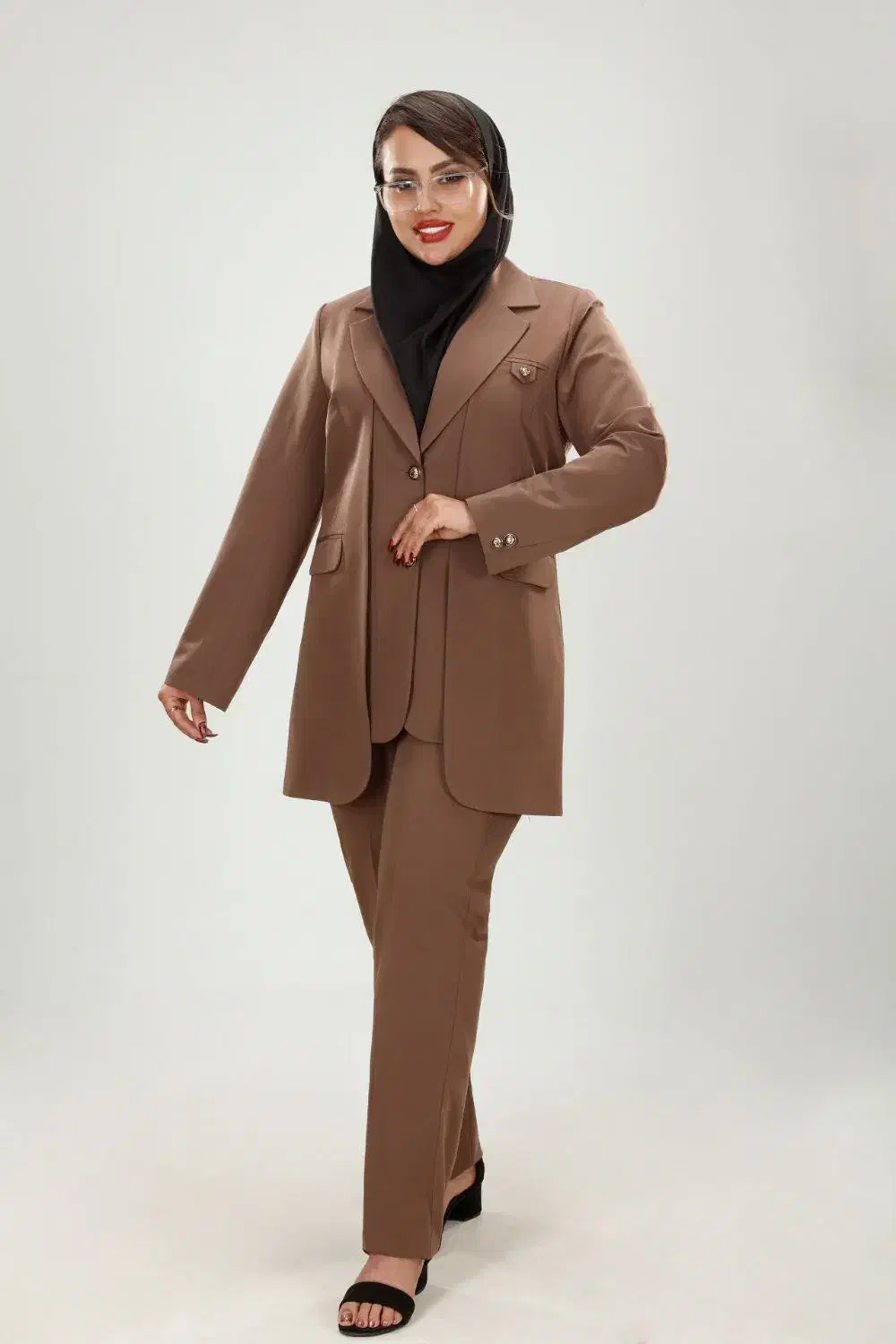 ست مانتو شلوار)& برند و شیک   /|لباس|نجف‌آباد, سعدی|دیوار