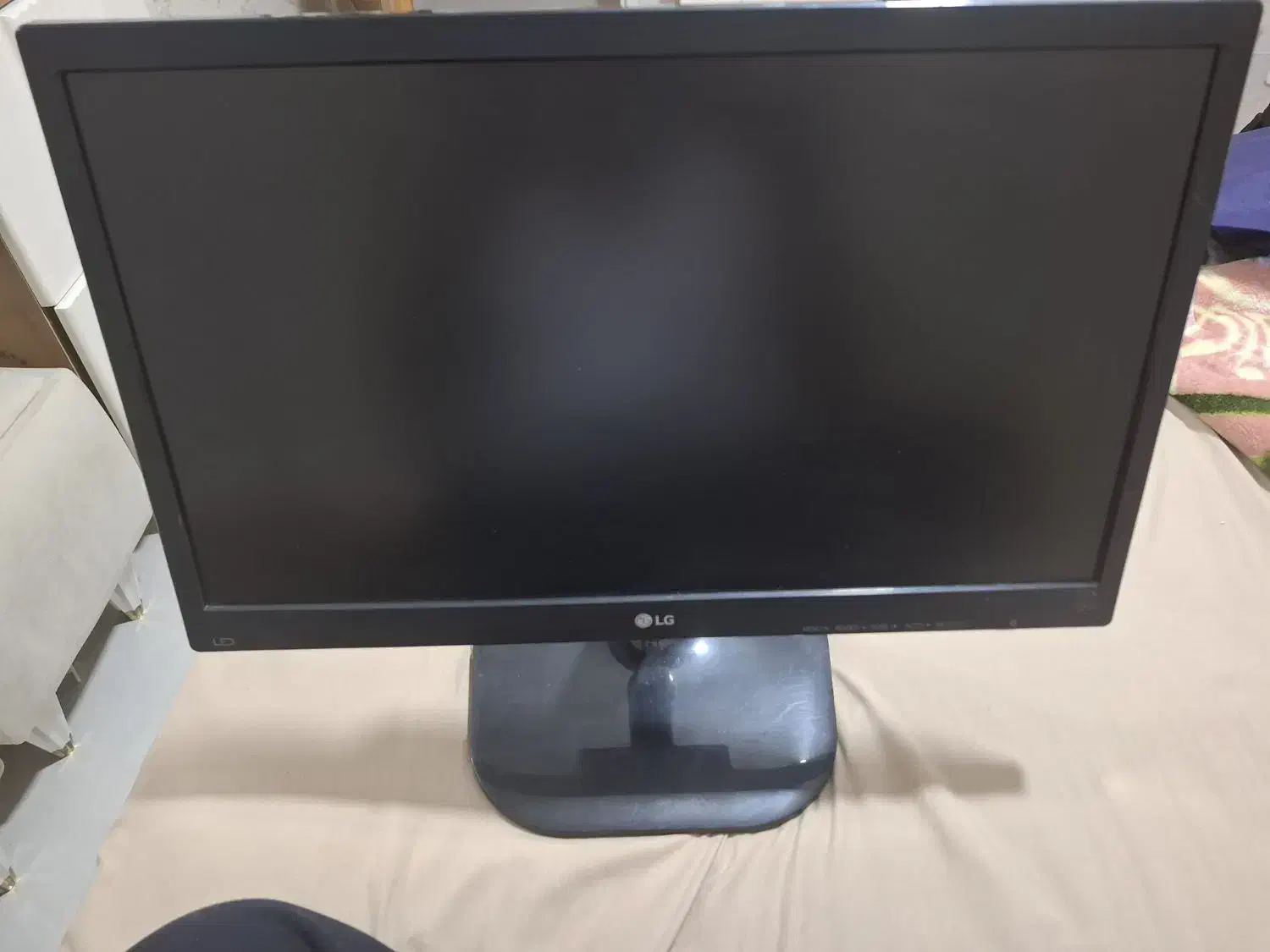 مانیتور ال ای دی LG 20M47A|قطعات و لوازم جانبی رایانه|اصفهان, ابر|دیوار