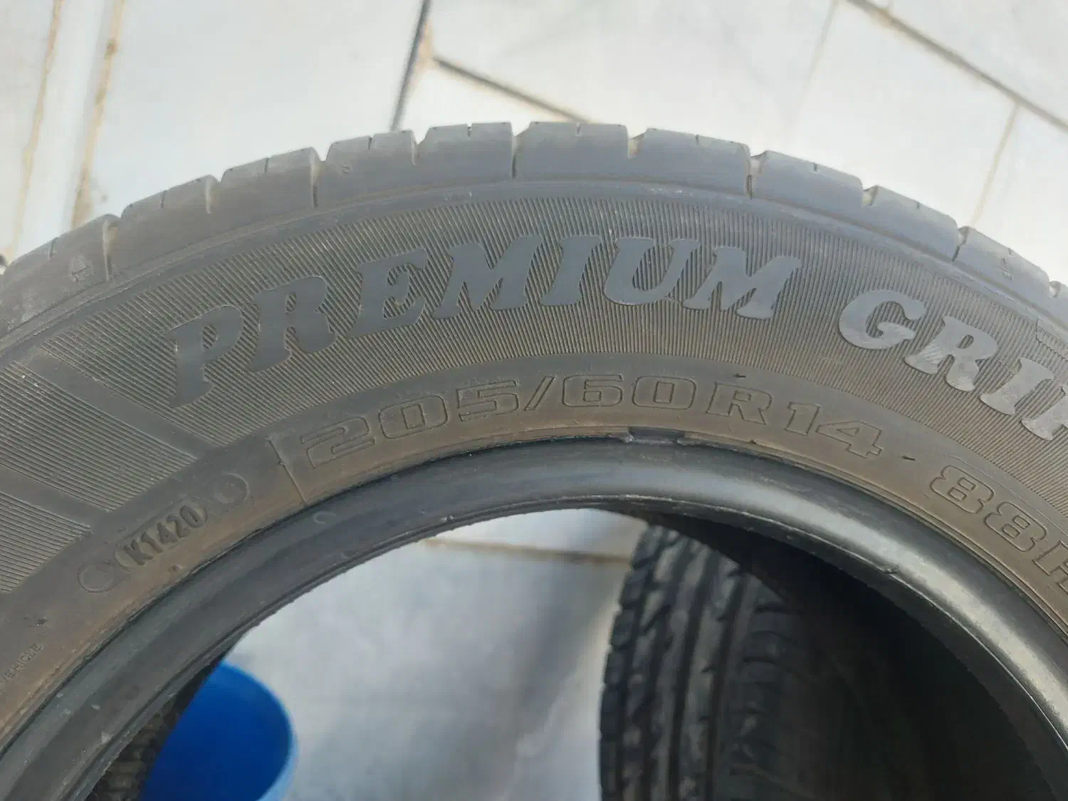 لاستیک|قطعات یدکی و لوازم جانبی|شاهین‌شهر, خبرنگار|دیوار