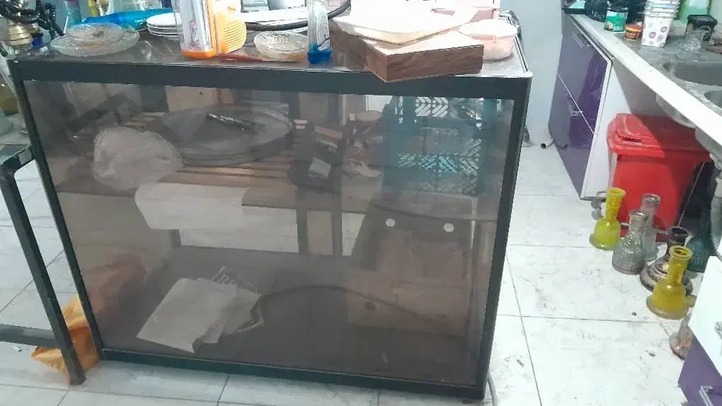 دوعدد بوفه آلمینیومی|بوفه، ویترین، کنسول|بازرگان, |دیوار