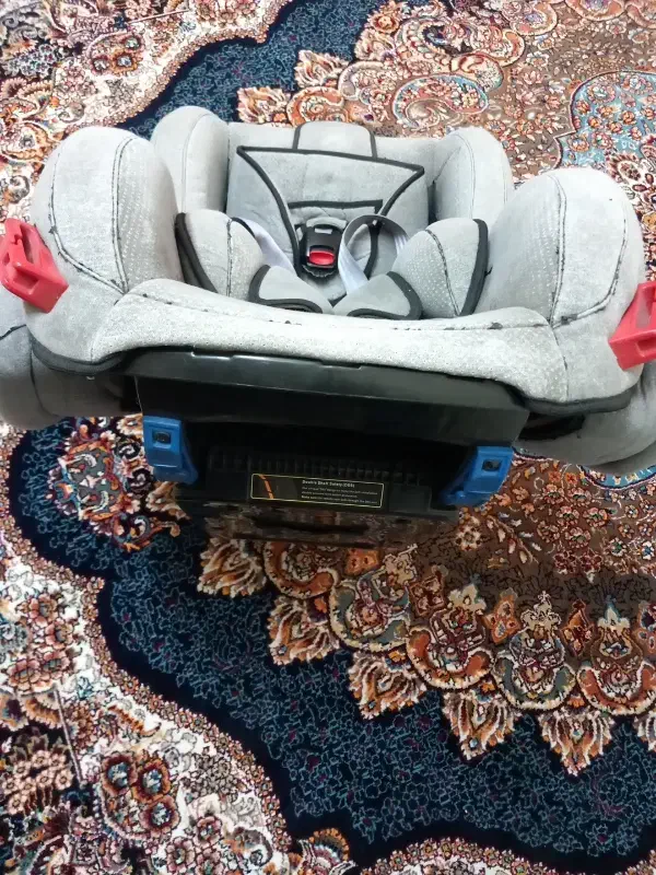 صندلی ماشین کودک|تخت و صندلی بچه|تهران, مقدم|دیوار