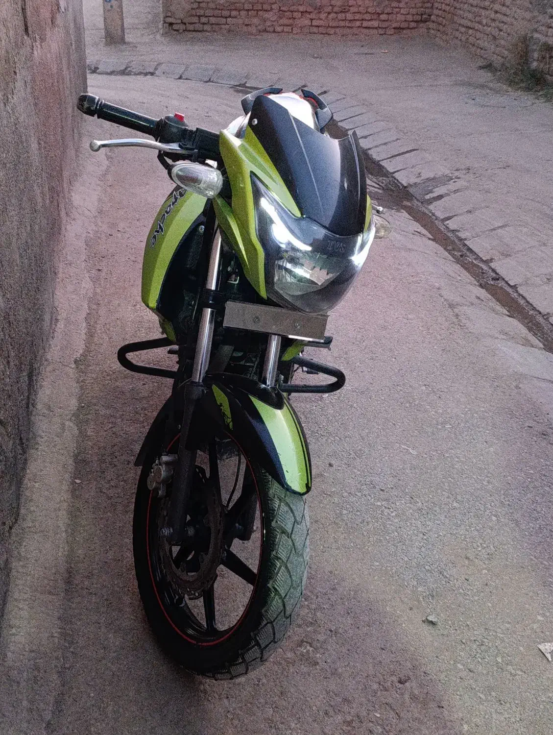 اپاچی160|موتورسیکلت|نیشابور, رحمت آباد|دیوار